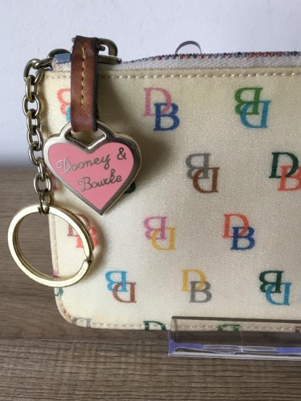 Vintage Dooney & Bourke Rainbow Signature Coin Purse Keychain Zip, Coated Canvas - Picture 2 of 5